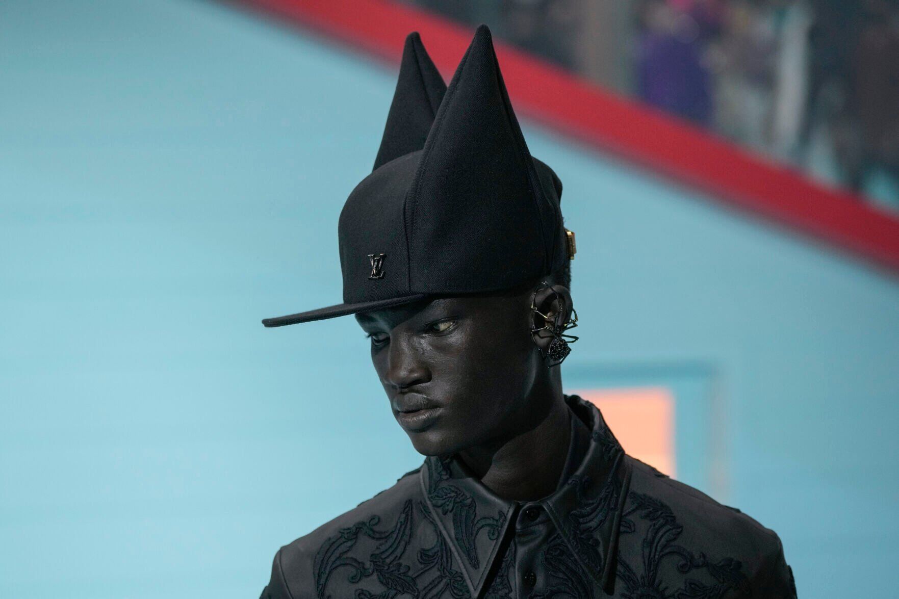 Paris Fashion Louis Vuitton F/W